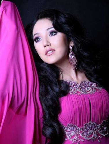 Umidaxon-From obvious [Official HD Video klip]